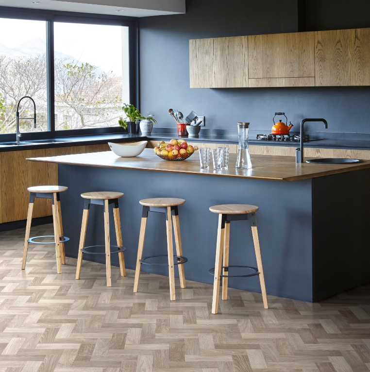 VINYL FLOORING